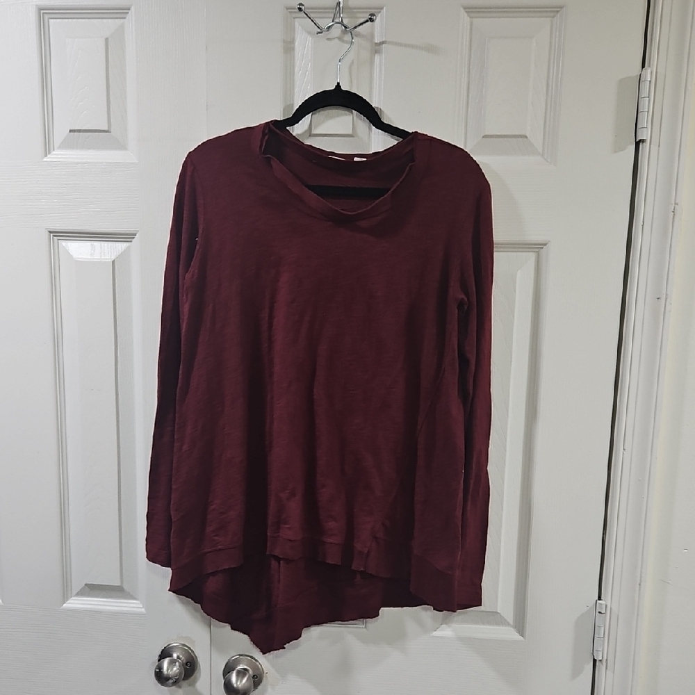 Good /like New Wilt Burgundy Long Sleeve Top